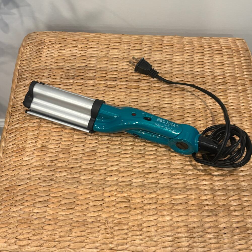 Teal Bed Head Wave Artist Tourmaline Waver | Beach Waves Like New